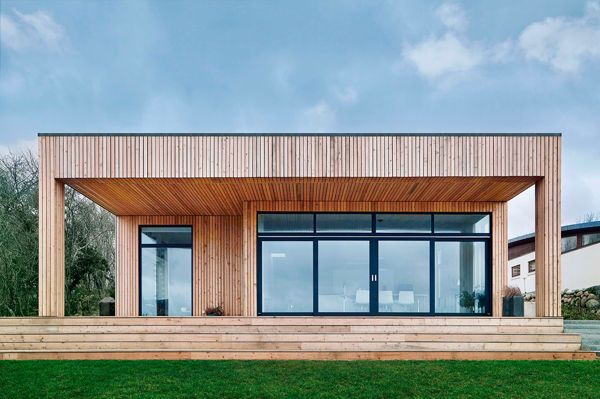 Maksimalt lysindfald med udsigt over bugt