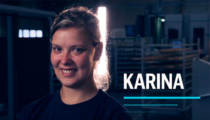 Karina (1)